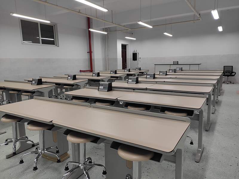 西安經(jīng)開(kāi)第一學(xué)校